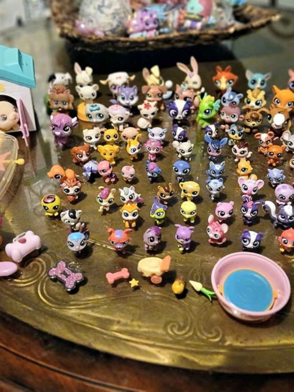 Hasbro Littlest Pet Shop Bulk Figure Lot with Accessories Mini Figure Lot with
